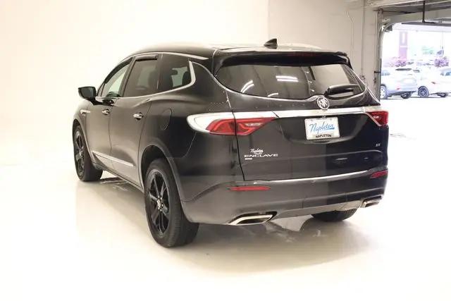 2023 Buick Enclave Essence AWD