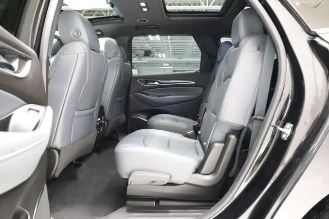 2023 Buick Enclave Essence AWD