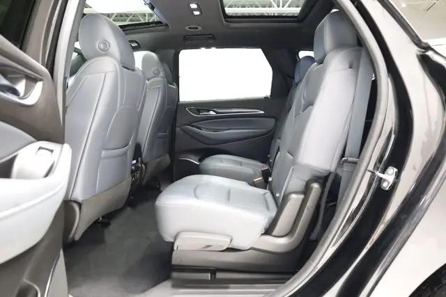 2023 Buick Enclave Essence AWD