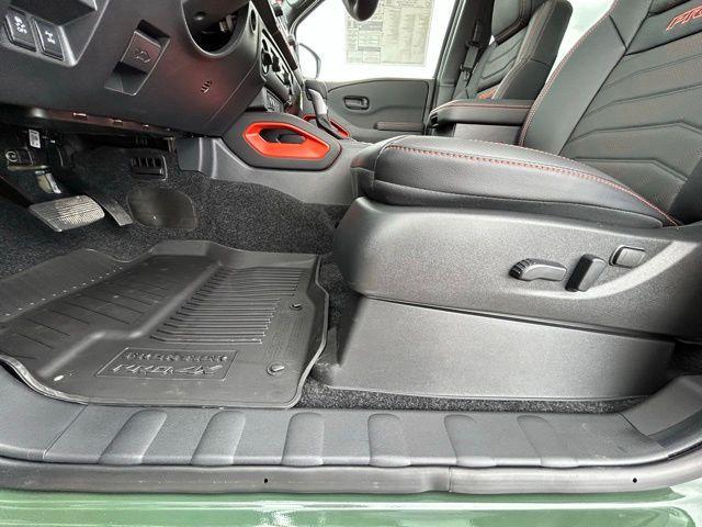 2026 Nissan Frontier Crew Cab PRO-4X 4x4