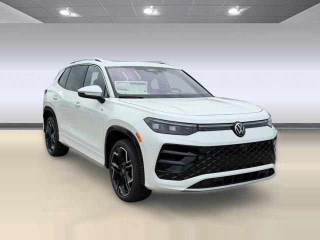 2026 Volkswagen Tiguan SEL R-Line Turbo