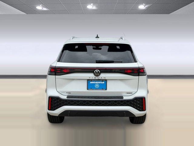 2026 Volkswagen Tiguan SEL R-Line Turbo
