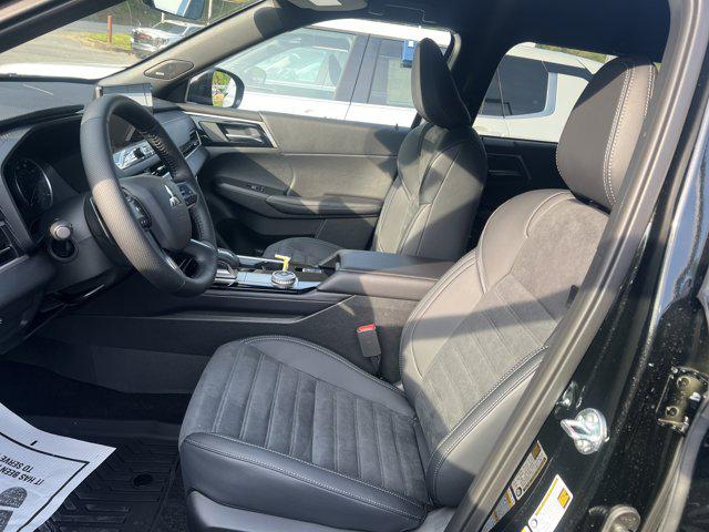 2026 Mitsubishi Outlander LE 1.5T S-AWC