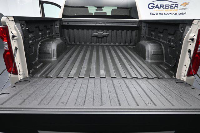 2026 Chevrolet Silverado 1500 4WD Crew Cab Short Bed RST