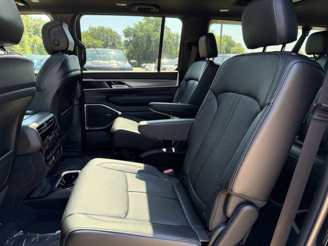 2026 Jeep Grand Wagoneer L 4x2