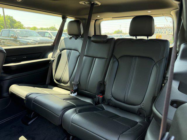 2026 Jeep Grand Wagoneer L 4x2
