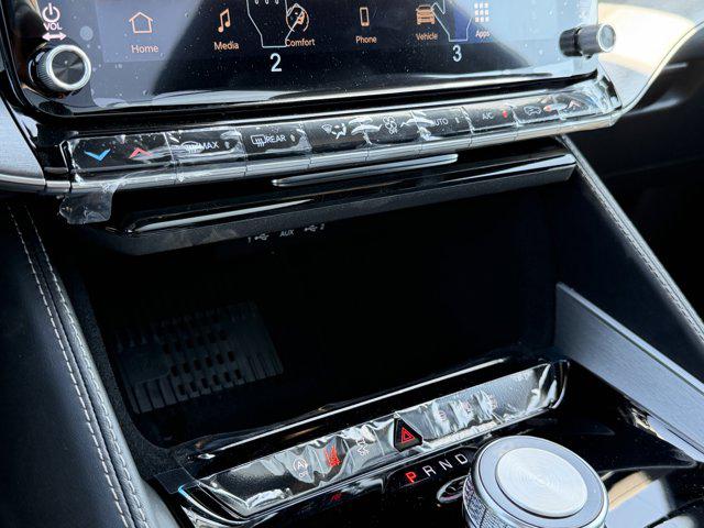 2026 Jeep Grand Wagoneer L 4x2