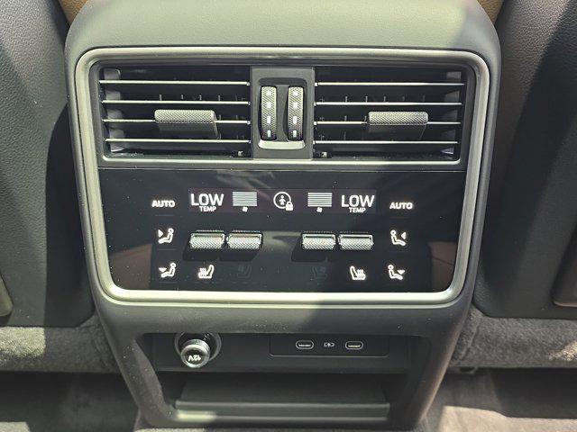 2026 Porsche Cayenne AWD