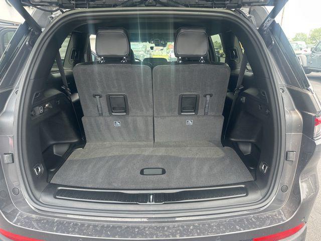 2026 Jeep Grand Cherokee L Altitude 4x4