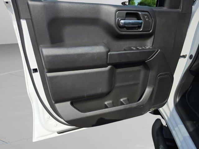 2026 Chevrolet Silverado 1500 4WD Crew Cab Short Bed Custom