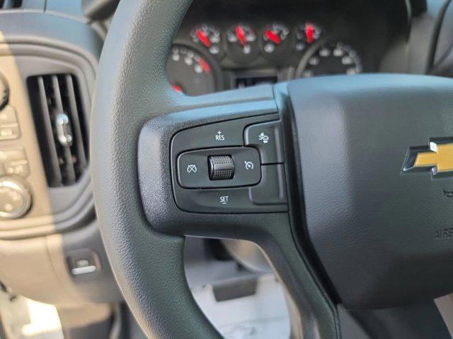 2026 Chevrolet Silverado 1500 4WD Crew Cab Short Bed Custom