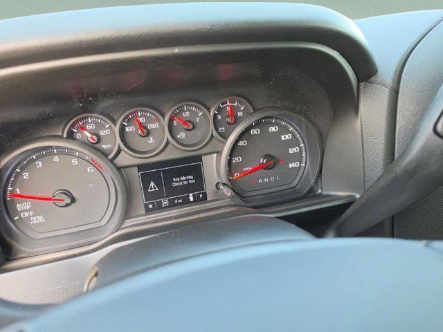 2026 Chevrolet Silverado 1500 4WD Crew Cab Short Bed Custom