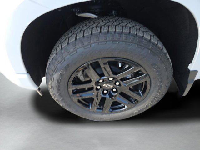 2026 Chevrolet Silverado 1500 4WD Crew Cab Short Bed Custom