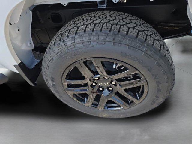 2026 Chevrolet Silverado 1500 4WD Crew Cab Short Bed Custom