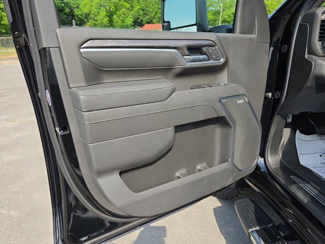 2026 Chevrolet Silverado 2500HD Crew Cab, Standard Bed, LTZ, 4WD