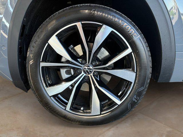 2026 Volkswagen Atlas SEL Premium R-Line