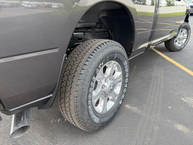 2026 Ram 2500 Big Horn Crew Cab 4x4 64 Box