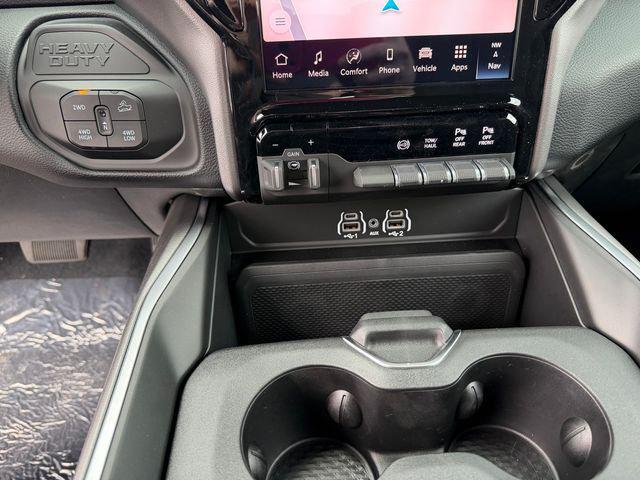 2026 Ram 2500 Big Horn Crew Cab 4x4 64 Box