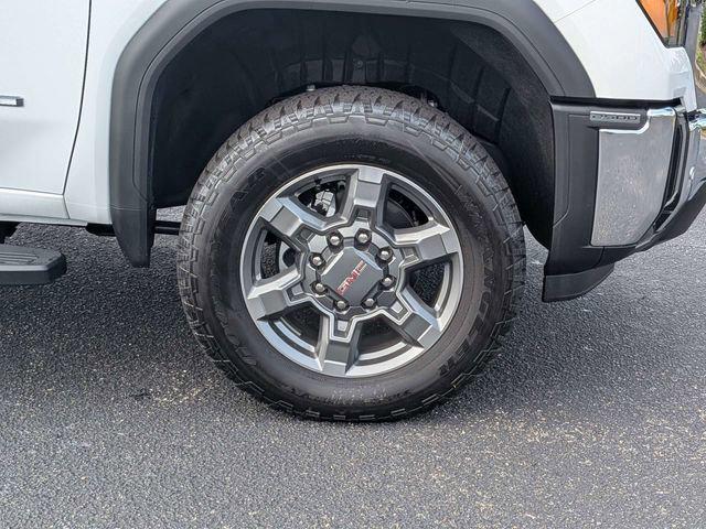 2026 GMC Sierra 2500HD Crew Cab, Standard Bed, SLT, 4WD