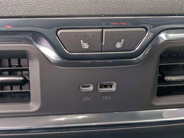2026 GMC Sierra 2500HD Crew Cab, Standard Bed, SLT, 4WD