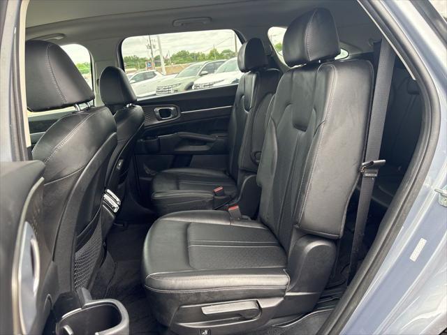 2022 Kia Sorento SX