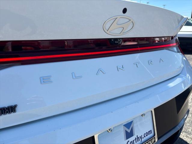 2025 Hyundai Elantra SEL Convenience