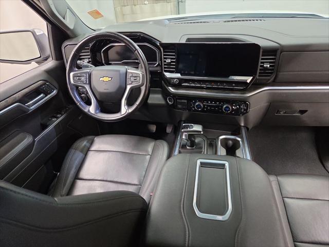 2022 Chevrolet Silverado 1500 4WD Crew Cab Short Bed LTZ