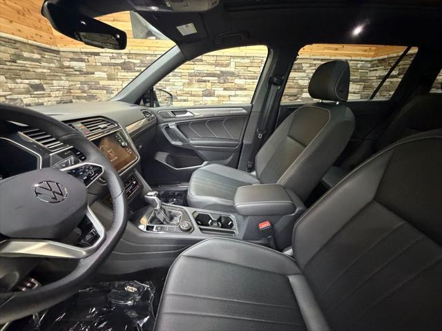2022 Volkswagen Tiguan 2.0T SE R-Line Black