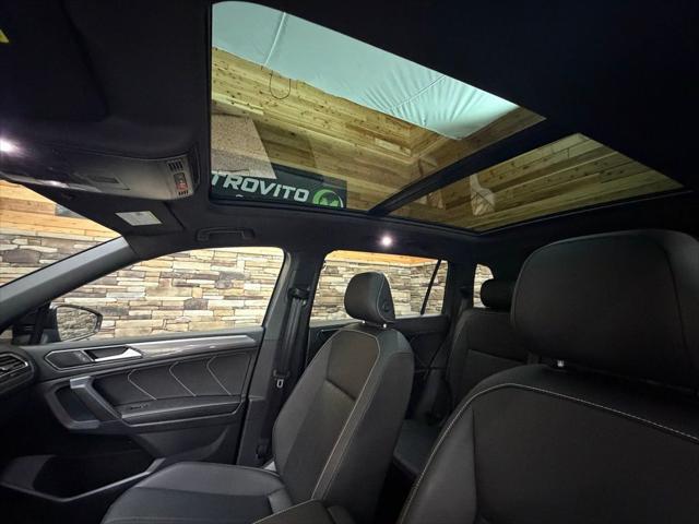 2022 Volkswagen Tiguan 2.0T SE R-Line Black