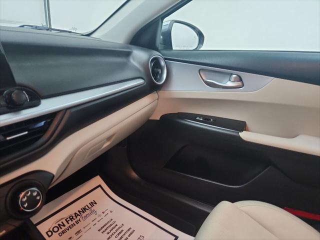 2023 Kia Forte LXS