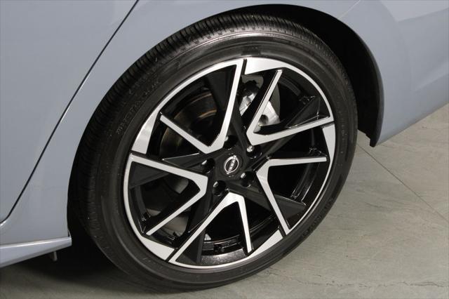 2024 Nissan Sentra SR Xtronic CVT
