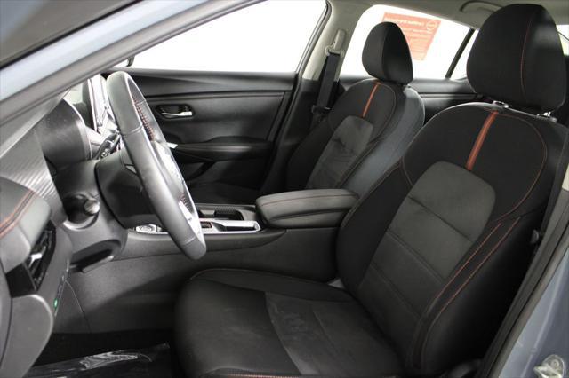 2024 Nissan Sentra SR Xtronic CVT