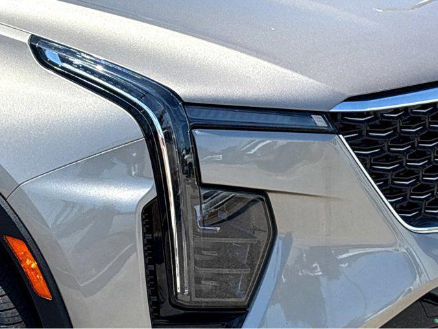 2025 Cadillac XT4 FWD Premium Luxury