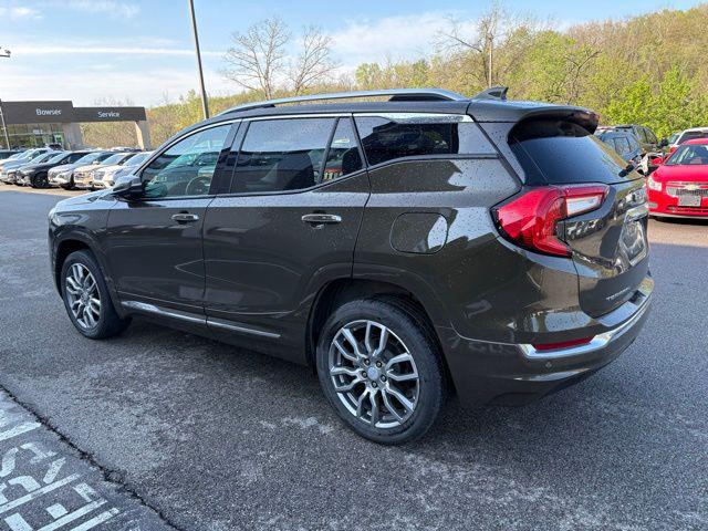 2023 GMC Terrain AWD Denali