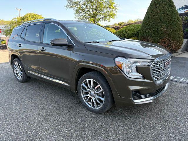 2023 GMC Terrain AWD Denali