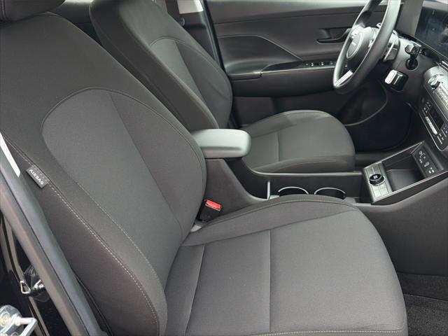 2024 Hyundai Kona EV SE