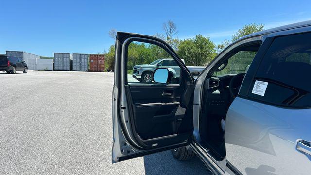 2026 Toyota Tundra Platinum CrewMax 5.5' Bed