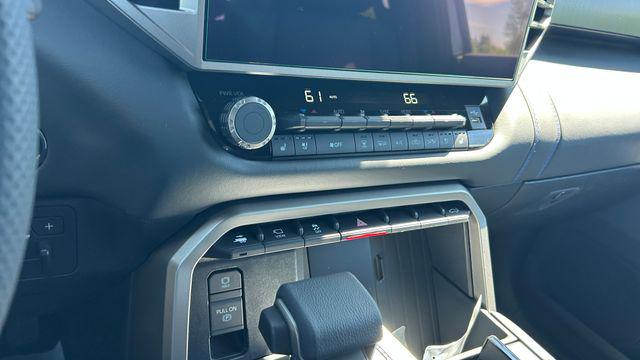 2026 Toyota Tundra Platinum CrewMax 5.5' Bed