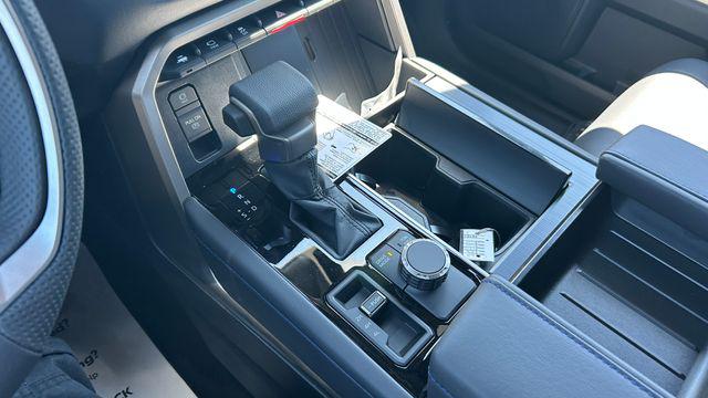 2026 Toyota Tundra Platinum CrewMax 5.5' Bed