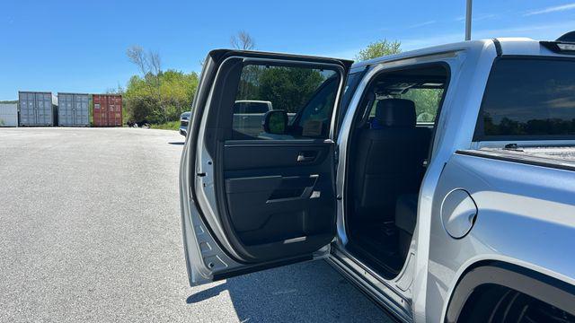 2026 Toyota Tundra Platinum CrewMax 5.5' Bed