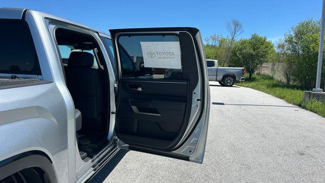 2026 Toyota Tundra Platinum CrewMax 5.5' Bed