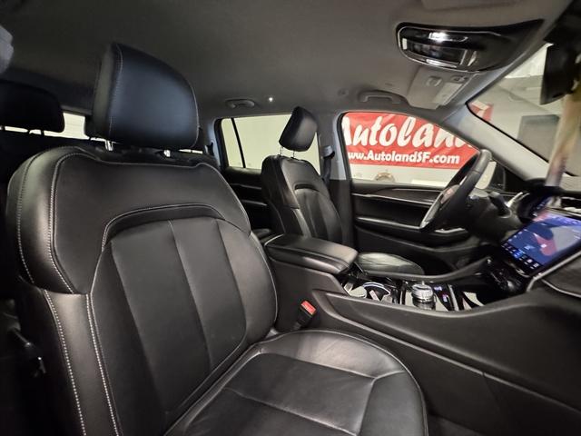 2023 Jeep Grand Cherokee L Limited 4x4