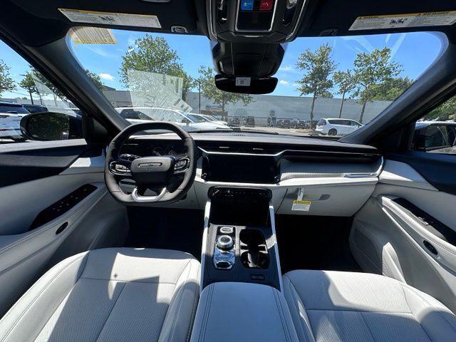 2026 Jeep Cherokee CHEROKEE LIMITED 4X4 2026 Jeep Cherokee CHEROKEE LIMITED 4X4