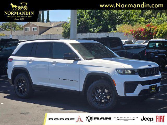 2026 Jeep Grand Cherokee GRAND CHEROKEE LAREDO ALTITUDE 4X4 2026 Jeep Grand Cherokee GRAND CHEROKEE LAREDO ALTITUDE 4X4