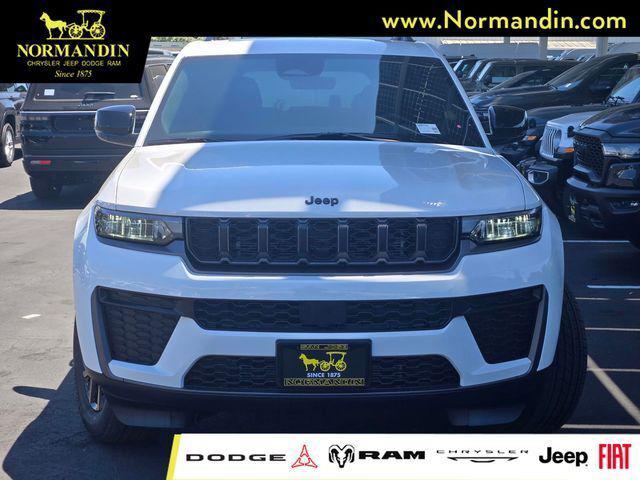 2026 Jeep Grand Cherokee GRAND CHEROKEE LAREDO ALTITUDE 4X4 2026 Jeep Grand Cherokee GRAND CHEROKEE LAREDO ALTITUDE 4X4