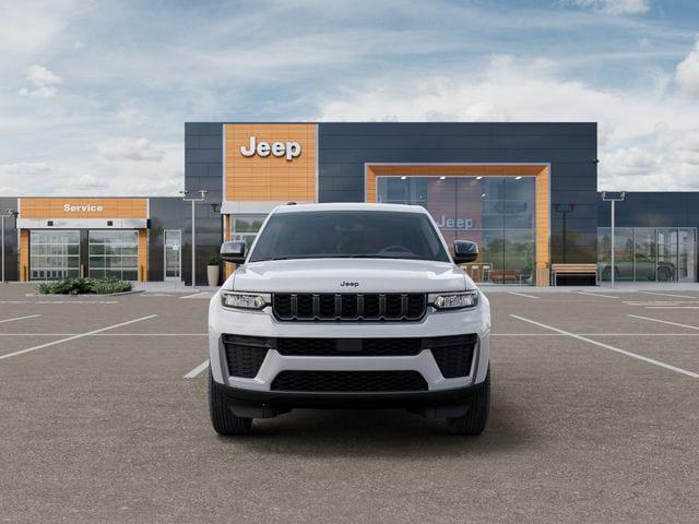 2026 Jeep Grand Cherokee Altitude 4x4