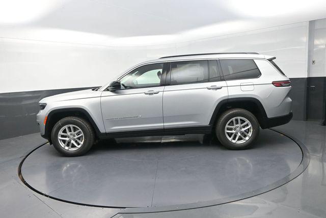 2026 Jeep Grand Cherokee L Laredo 4x4