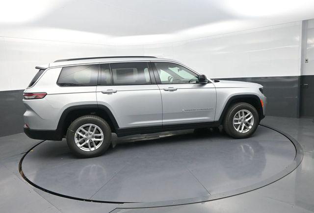 2026 Jeep Grand Cherokee L Laredo 4x4