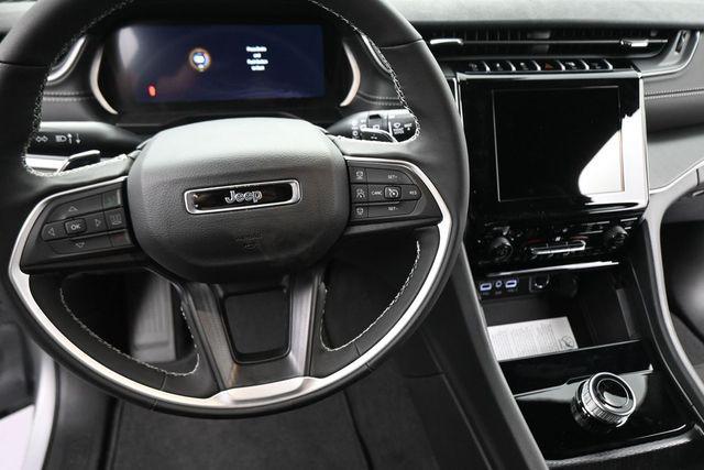 2026 Jeep Grand Cherokee L Laredo 4x4