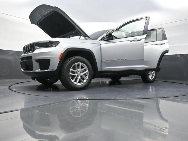 2026 Jeep Grand Cherokee L Laredo 4x4